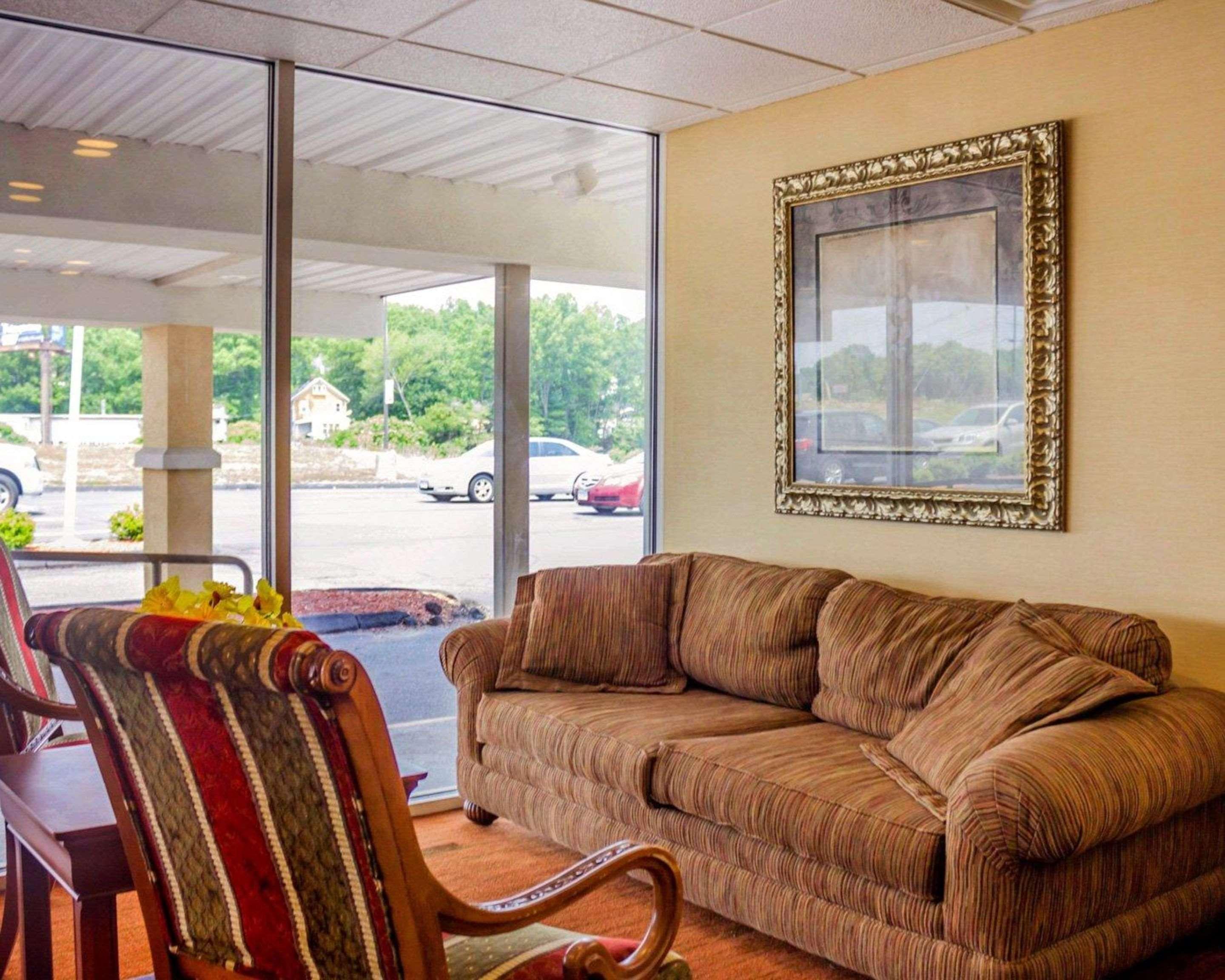 Quality Inn Waterbury Exterior foto